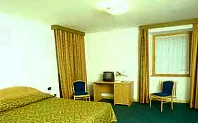 Grand Hotel Rabbi