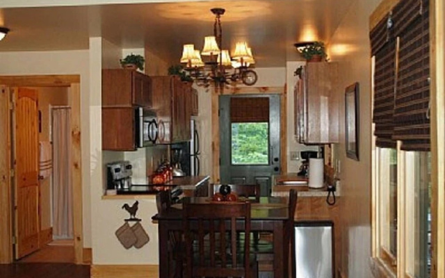 Rooster Ridge Cabin Holiday home 2 BestStayz.1