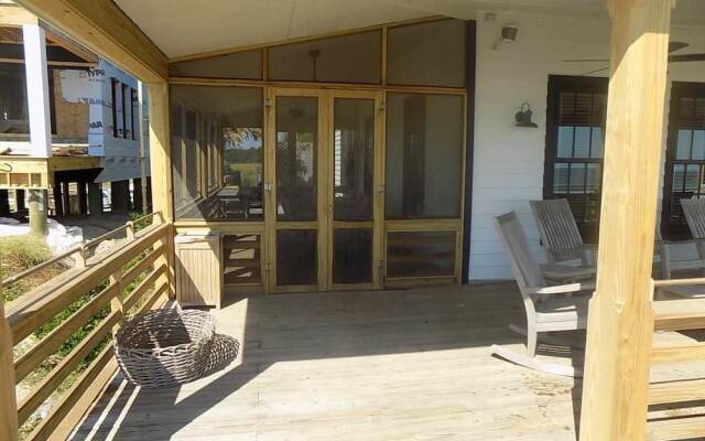 Delta House - 6 Br Home