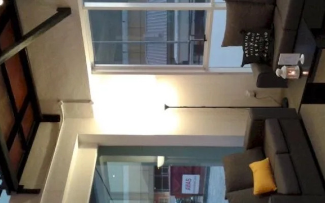 SKYPOD Hostel