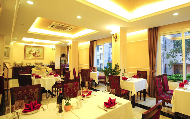 A25 Hotel - 15 Tran Quoc Toan