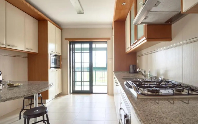 Carcavelos Apartment