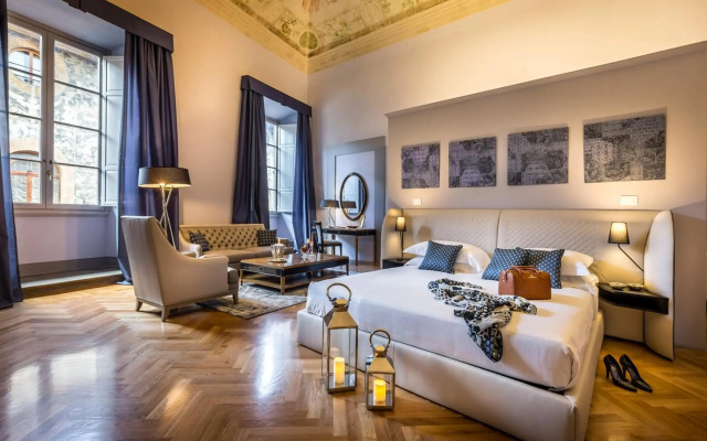 Apartments Florence Palazzo ridolfi