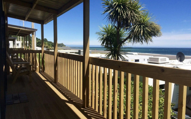 Oakura Beach Holiday Park
