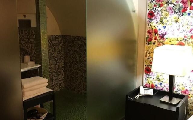 B&B JSuite