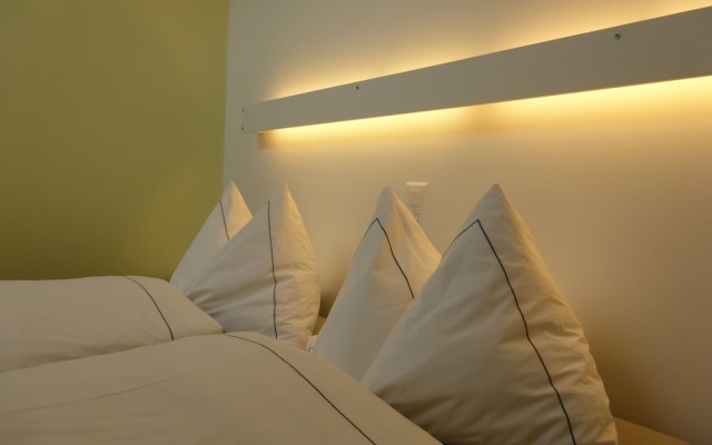 Hotel Alte Gärtnerei – Guest Rooms – Härkingen