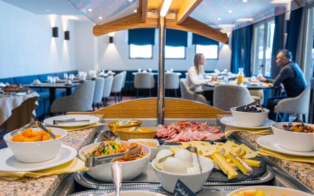 Hôtel L’Aigle du Montana by Les Etincelles