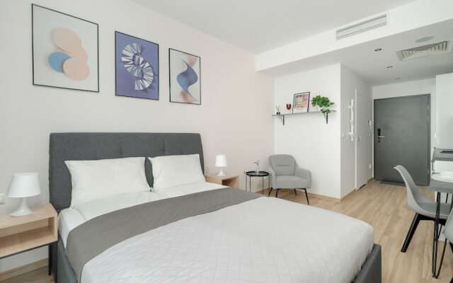 Studio in Poznan Center by Renters