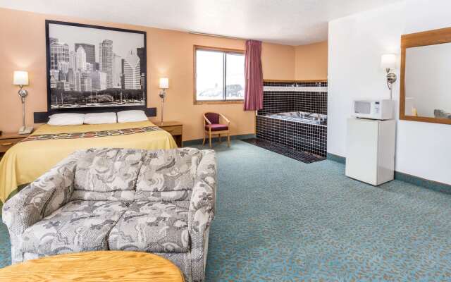 Super 8 by Wyndham Bourbonnais/Kankakee Area