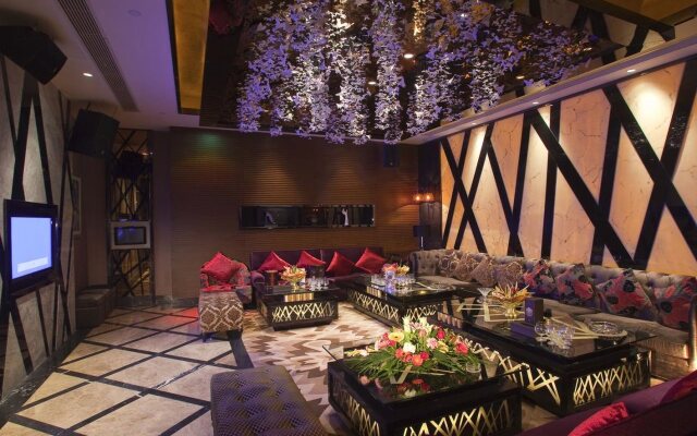 Heyuan Mels Welton Evergreen Lake Hotel