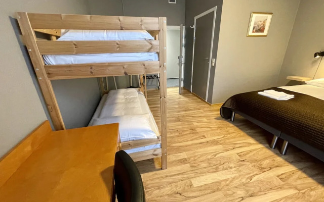 Henriks Hotell