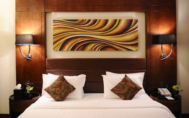 Al Hamra Palace By Warwick