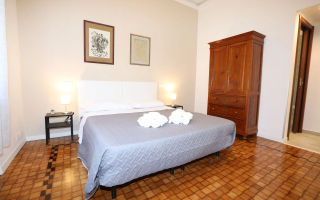 Unique Luxury Apartment and Rooms