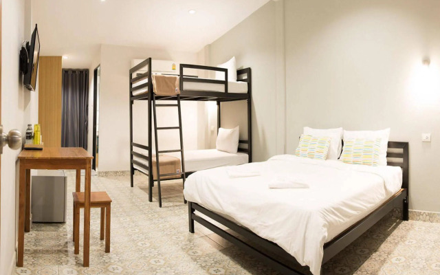 Warm Well Hostel Kanchanaburi