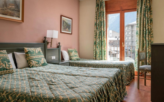 Hotel Sant Jordi by ALEGRIA