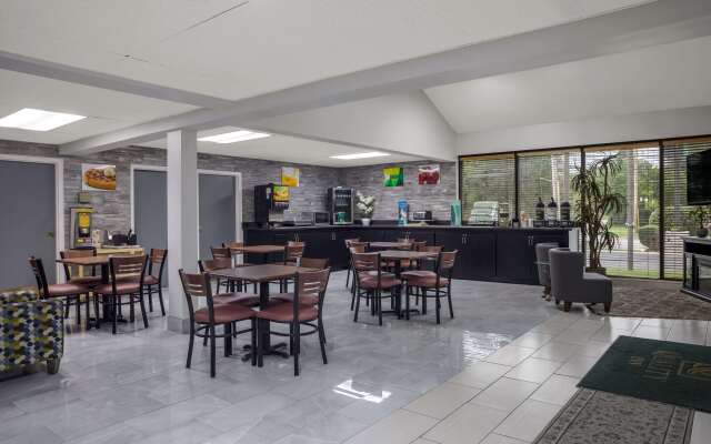 Quality Inn Toledo