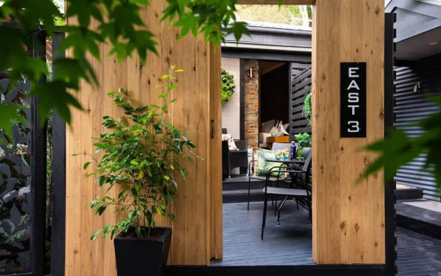 East St 3 -Secret Garden