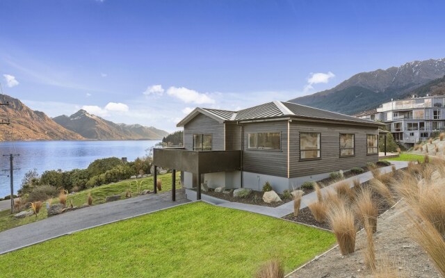 Lakeside Luxury on Suburb Street