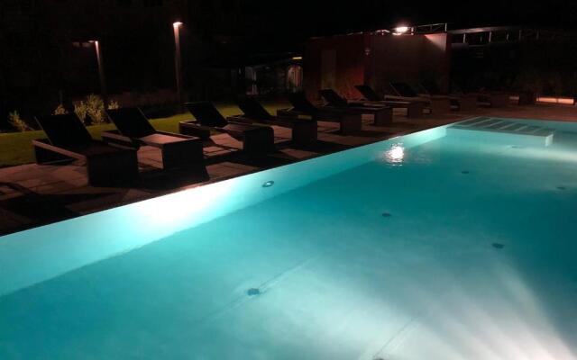 25h SPA-RESIDENZ Apartment LUXURY POOLs Garden private Beach