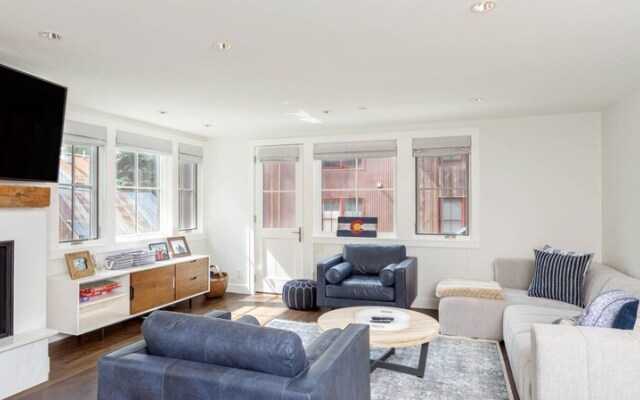 Ballard Escape by Exceptional Stays