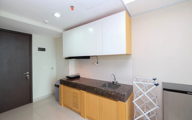 Nice And Cozy Studio Apartment At Nine Residence