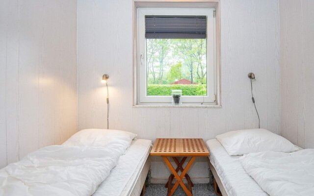 6 Person Holiday Home in Hemmet