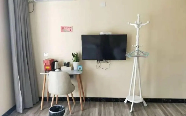 Xinchang Yunqi Small Building House