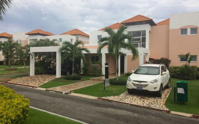 Room at Decameron Golf Course