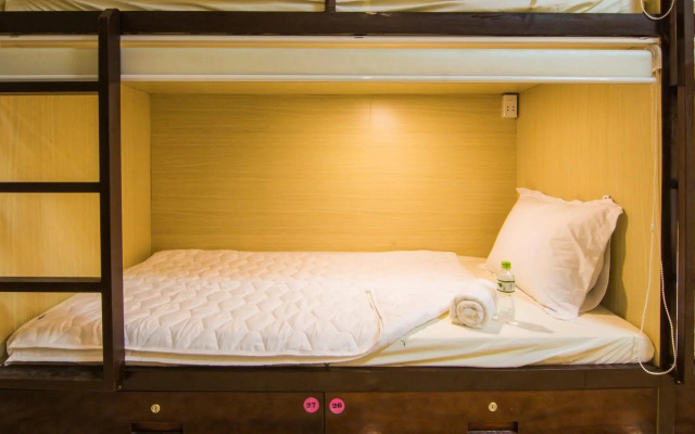 Dream Box Hostel