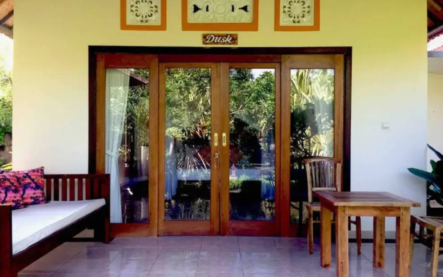 Kirana Homestay - Dusk Bungalow