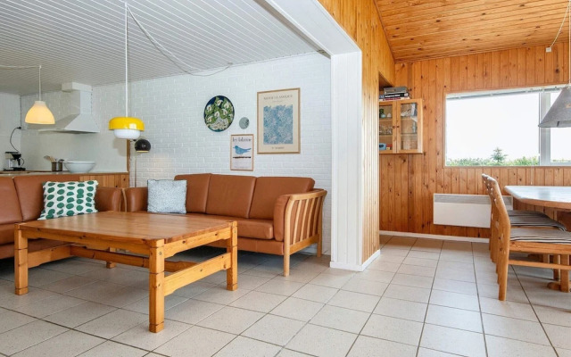 6 Person Holiday Home in Ringkobing