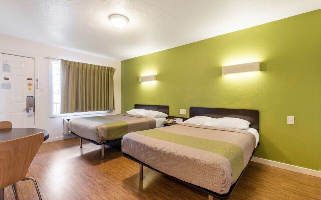 Motel 6 San Rafael, CA