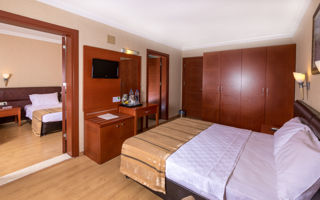 Julian Club Hotel - All Inclusive
