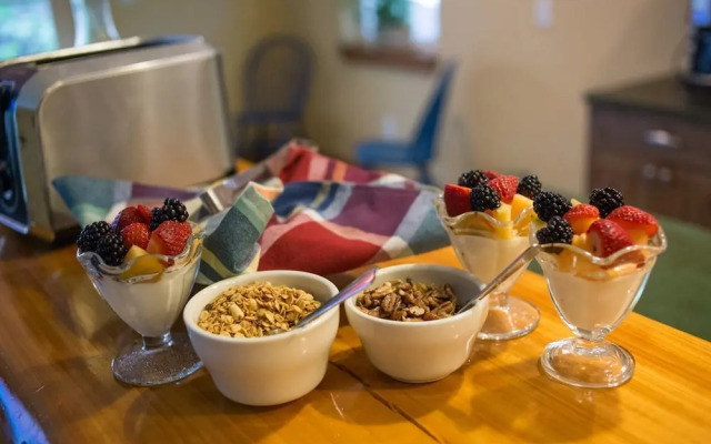 Brava House Bed and Breakfast