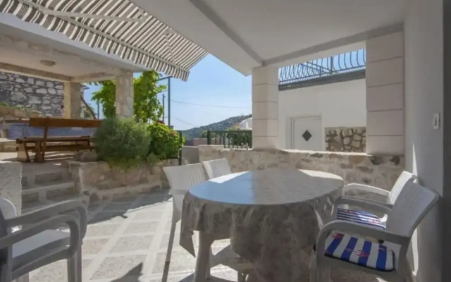 Holiday House Neda