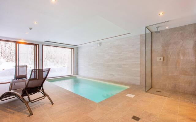 Lush Chalet in Champagny en Vanoise with Sauna