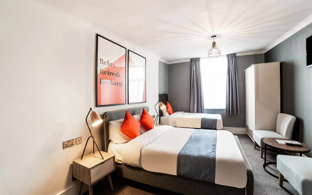 OYO Townhouse Apollo