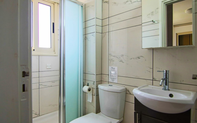 Phaedrus Living Seaside Luxury Flat Pervolia