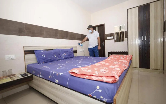 Hotel K Fort by OYO Rooms