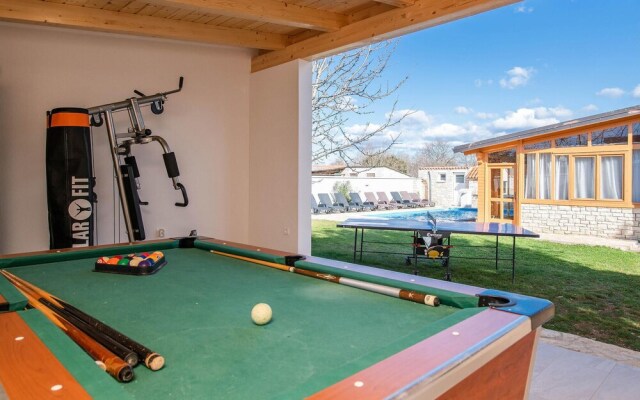 Stunning Home in Betiga With Wifi and 6 Bedrooms