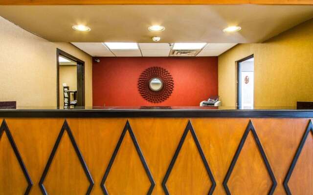 Rodeway Inn & Suites