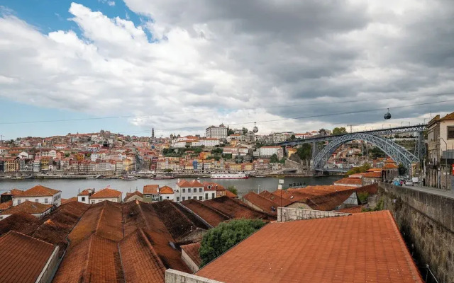 Gaia23 · Lovely 2-bed w/ Parking Amazing View