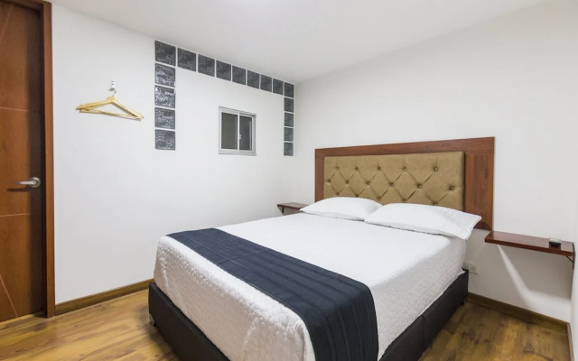 Hotel Casa Botero