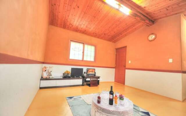 Inje Solbathwangto Pension