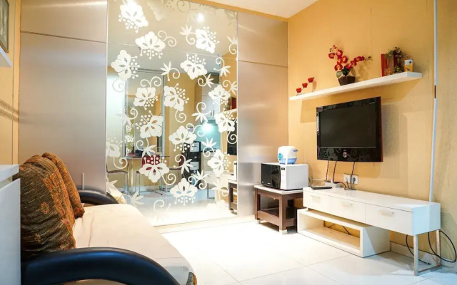 1BR Apartment at Cosmo Mansion near Grand Indonesia