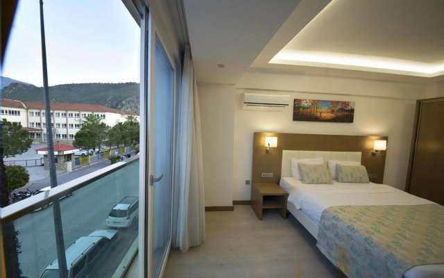 Yeniceri City Hotel