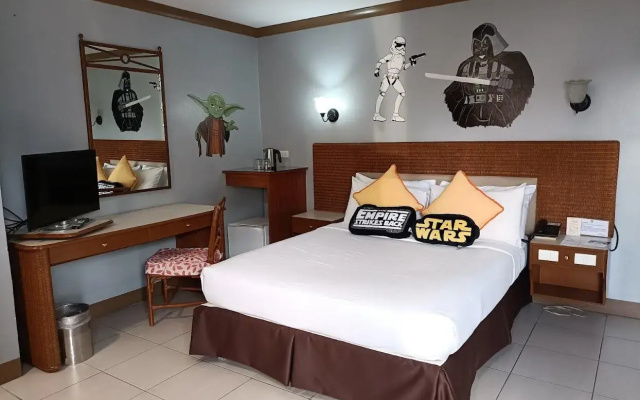 Golden Pine Hotel