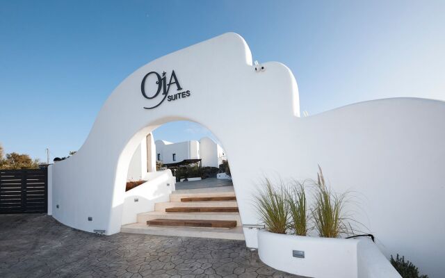 Oia Suites