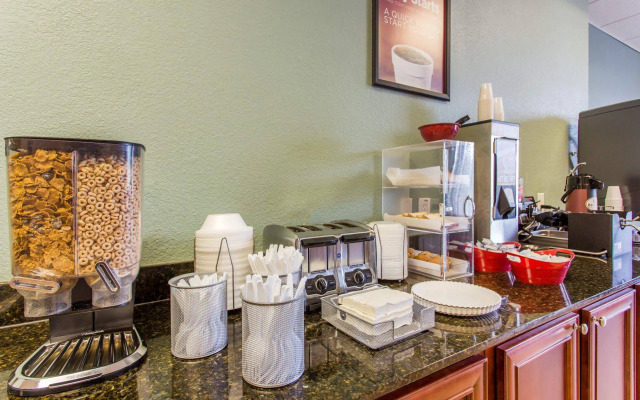 Red Roof Inn Atlanta Airport NE - Conley