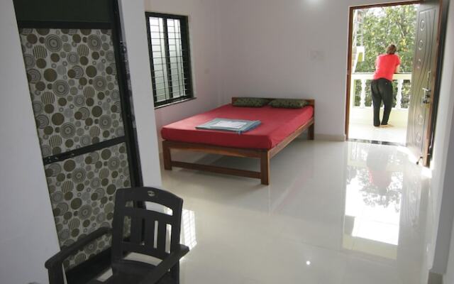 Rudra Holidays Guest House